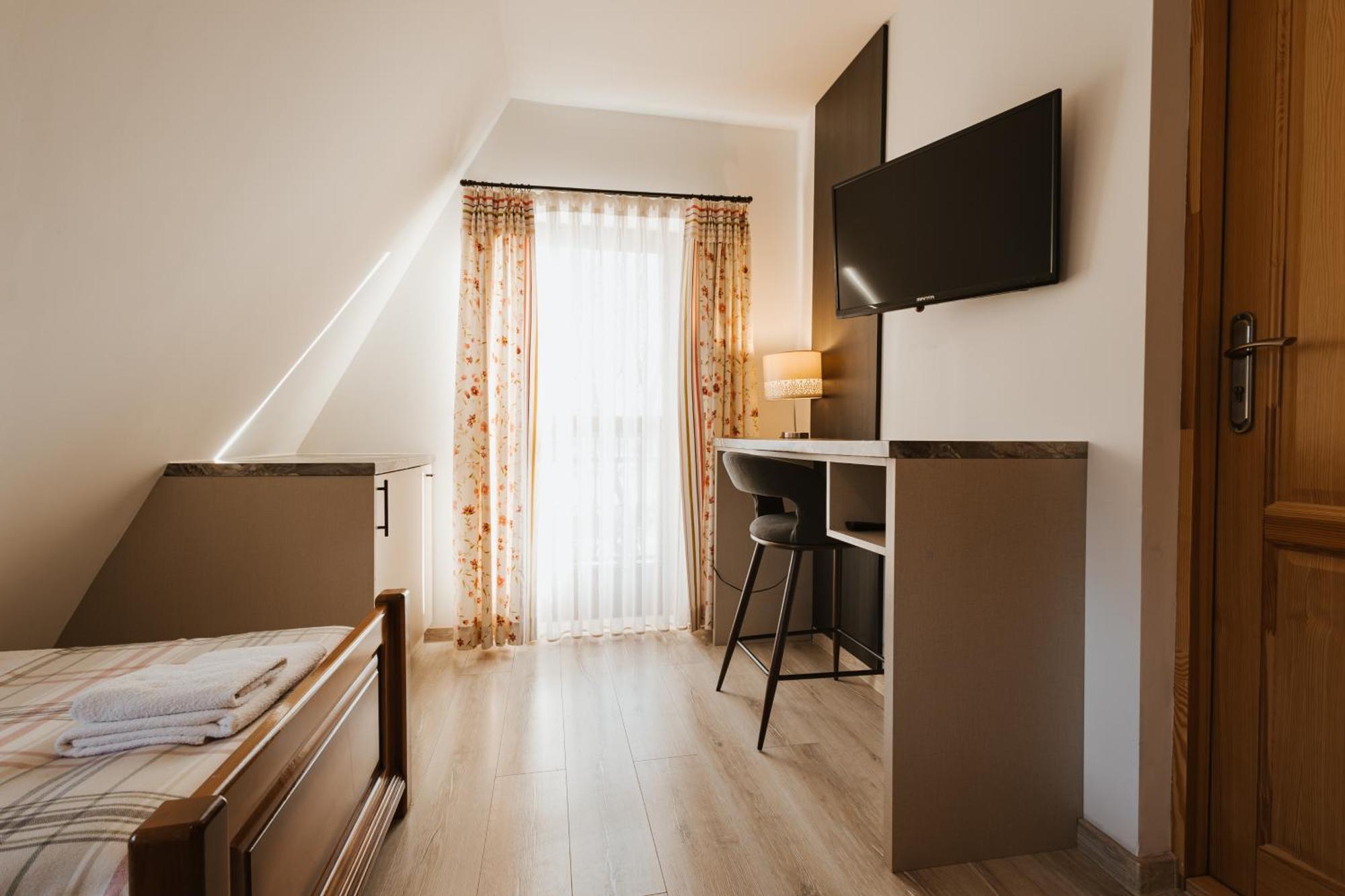 Dom Wypocz Pod Litwinka Apartamenty เบียลกาตัทร์ชันสกา ภายนอก รูปภาพ