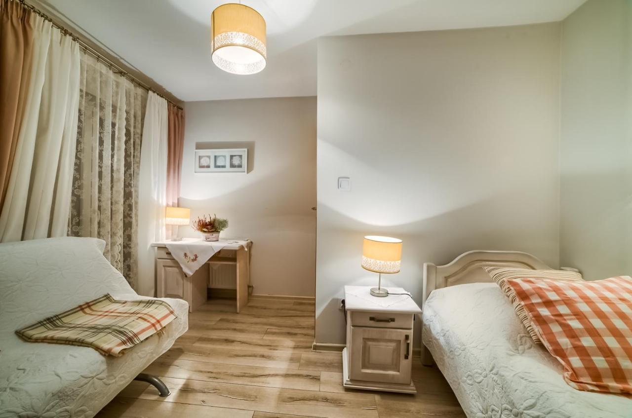 Dom Wypocz Pod Litwinka Apartamenty เบียลกาตัทร์ชันสกา ภายนอก รูปภาพ